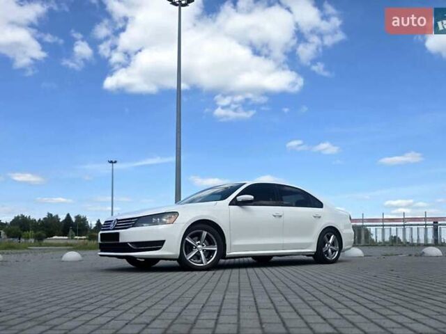 Белый Фольксваген Пассат, объемом двигателя 2.5 л и пробегом 155 тыс. км за 11500 $, фото 22 на Automoto.ua
