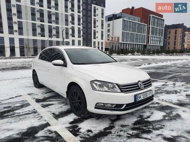 Білий Фольксваген Пассат, об'ємом двигуна 1.8 л та пробігом 334 тис. км за 9900 $, фото 2 на Automoto.ua