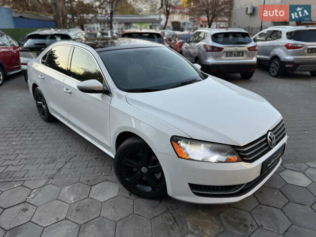 Белый Фольксваген Пассат, объемом двигателя 2.48 л и пробегом 125 тыс. км за 9900 $, фото 12 на Automoto.ua