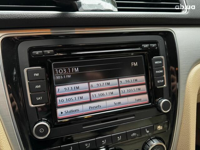 Белый Фольксваген Пассат, объемом двигателя 2.5 л и пробегом 225 тыс. км за 10590 $, фото 16 на Automoto.ua