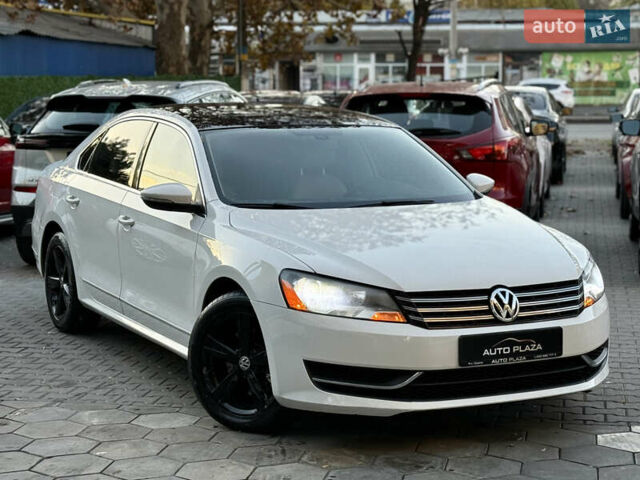Белый Фольксваген Пассат, объемом двигателя 2.48 л и пробегом 125 тыс. км за 9900 $, фото 14 на Automoto.ua