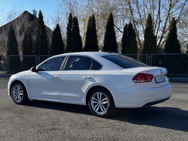 Білий Фольксваген Пассат, об'ємом двигуна 2.5 л та пробігом 173 тис. км за 8200 $, фото 2 на Automoto.ua