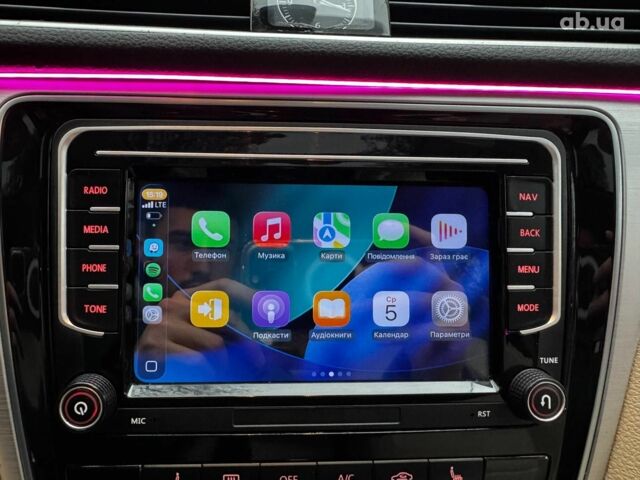 Белый Фольксваген Пассат, объемом двигателя 2.5 л и пробегом 190 тыс. км за 10790 $, фото 19 на Automoto.ua