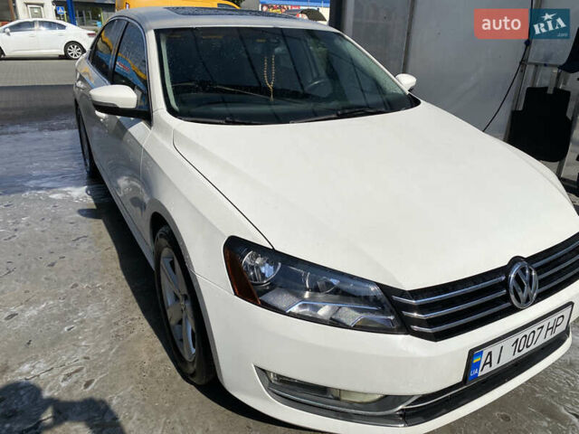 Білий Фольксваген Пассат, об'ємом двигуна 2.48 л та пробігом 220 тис. км за 10700 $, фото 6 на Automoto.ua