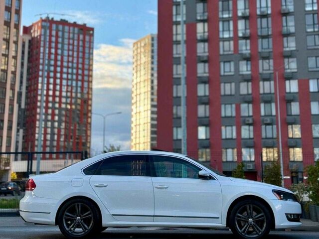 Фольксваген Пассат 2012 в Киеве на Automoto.ua Белый Фольксваген Пассат, объемом двигателя 3.6 л и пробегом 137 тыс. км за 10900 $, фото 8 на Automoto.ua