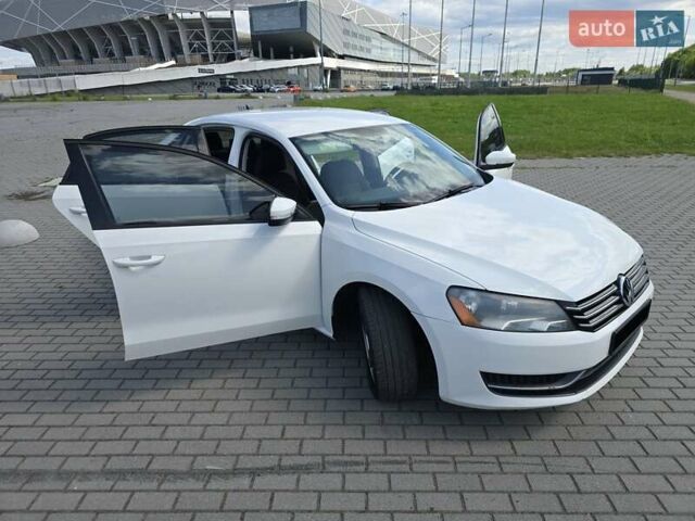 Белый Фольксваген Пассат, объемом двигателя 2.5 л и пробегом 155 тыс. км за 11500 $, фото 9 на Automoto.ua