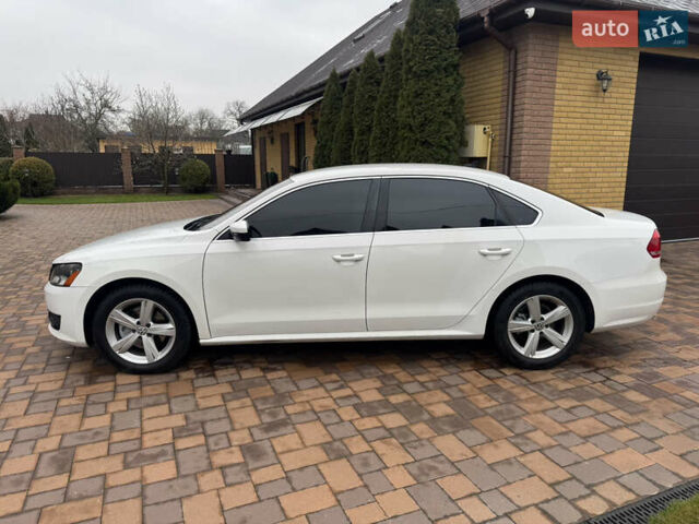 Белый Фольксваген Пассат, объемом двигателя 2.48 л и пробегом 234 тыс. км за 8950 $, фото 2 на Automoto.ua