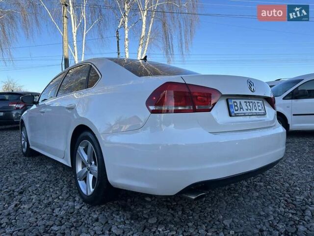 Білий Фольксваген Пассат, об'ємом двигуна 2.5 л та пробігом 249 тис. км за 9500 $, фото 2 на Automoto.ua