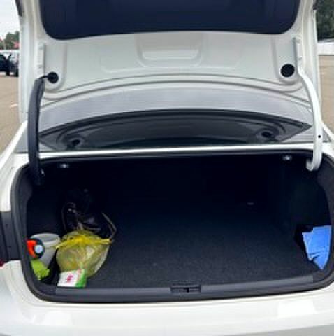 Белый Фольксваген Пассат, объемом двигателя 2 л и пробегом 196 тыс. км за 10300 $, фото 8 на Automoto.ua