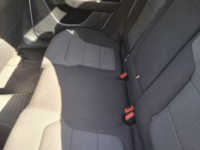 Белый Фольксваген Пассат, объемом двигателя 0 л и пробегом 169 тыс. км за 10800 $, фото 7 на Automoto.ua