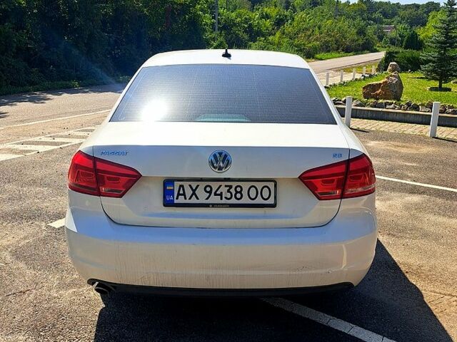 Белый Фольксваген Пассат, объемом двигателя 2.5 л и пробегом 226 тыс. км за 8900 $, фото 2 на Automoto.ua