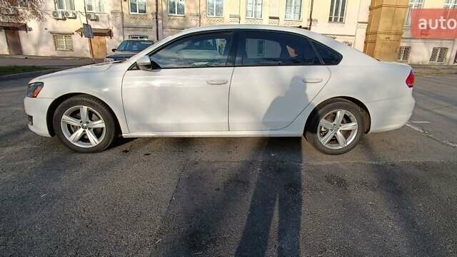 Белый Фольксваген Пассат, объемом двигателя 2.5 л и пробегом 309 тыс. км за 9500 $, фото 2 на Automoto.ua