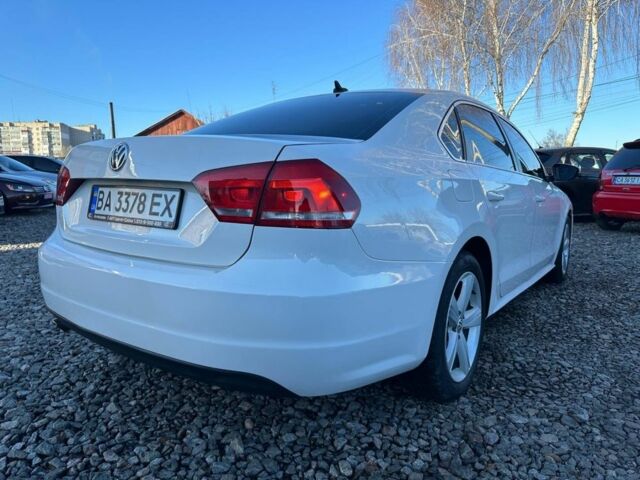 Білий Фольксваген Пассат, об'ємом двигуна 2.5 л та пробігом 249 тис. км за 9500 $, фото 2 на Automoto.ua