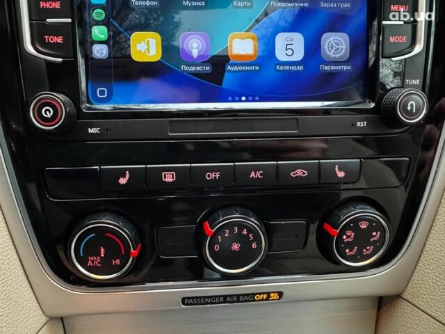 Белый Фольксваген Пассат, объемом двигателя 2.5 л и пробегом 190 тыс. км за 10790 $, фото 21 на Automoto.ua