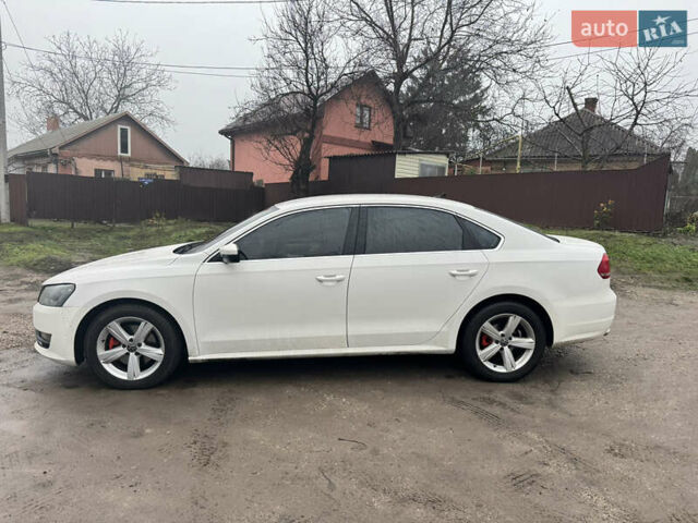 Білий Фольксваген Пассат, об'ємом двигуна 2.5 л та пробігом 201 тис. км за 10400 $, фото 1 на Automoto.ua