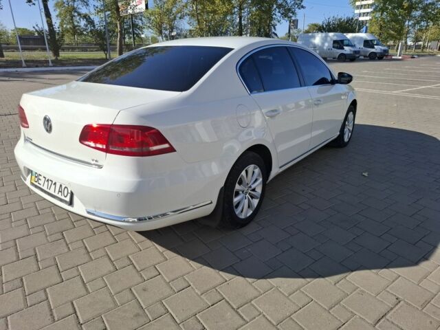 Белый Фольксваген Пассат, объемом двигателя 0 л и пробегом 169 тыс. км за 10800 $, фото 3 на Automoto.ua