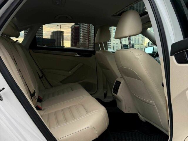 Фольксваген Пассат 2012 в Киеве на Automoto.ua Белый Фольксваген Пассат, объемом двигателя 3.6 л и пробегом 137 тыс. км за 10900 $, фото 20 на Automoto.ua