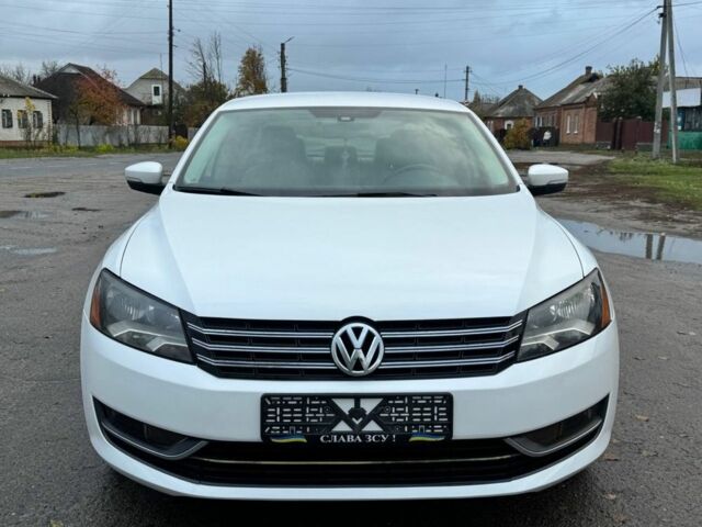 Білий Фольксваген Пассат, об'ємом двигуна 2.5 л та пробігом 272 тис. км за 9850 $, фото 1 на Automoto.ua