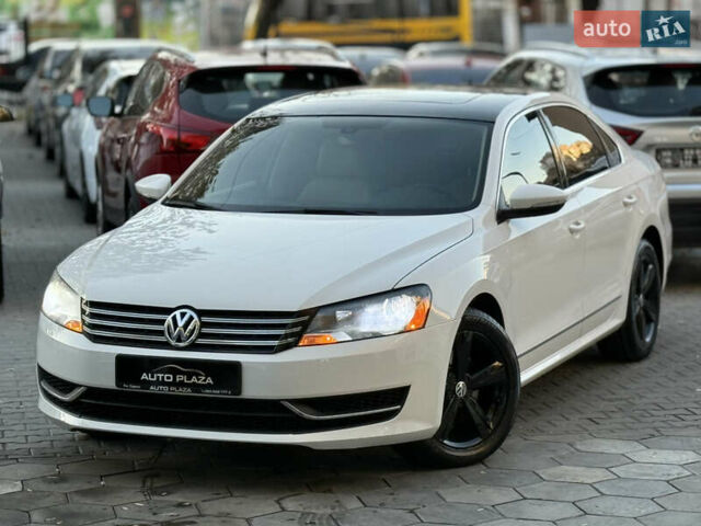 Белый Фольксваген Пассат, объемом двигателя 2.48 л и пробегом 125 тыс. км за 9900 $, фото 11 на Automoto.ua