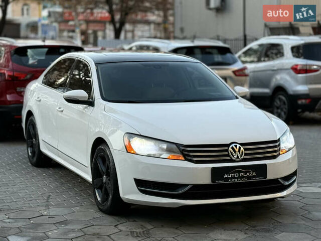 Белый Фольксваген Пассат, объемом двигателя 2.48 л и пробегом 125 тыс. км за 9900 $, фото 3 на Automoto.ua