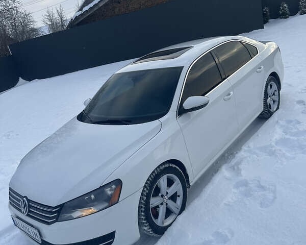 Білий Фольксваген Пассат, об'ємом двигуна 2.48 л та пробігом 280 тис. км за 10000 $, фото 10 на Automoto.ua