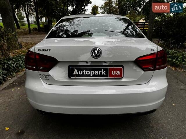 Белый Фольксваген Пассат, объемом двигателя 2.5 л и пробегом 225 тыс. км за 10590 $, фото 5 на Automoto.ua