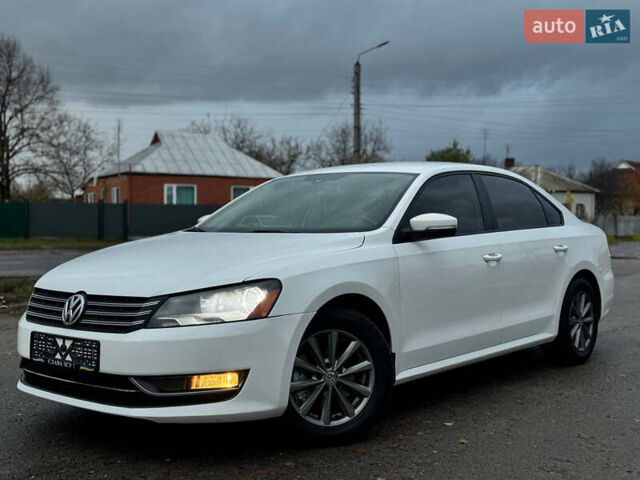Белый Фольксваген Пассат, объемом двигателя 2.48 л и пробегом 272 тыс. км за 9850 $, фото 1 на Automoto.ua