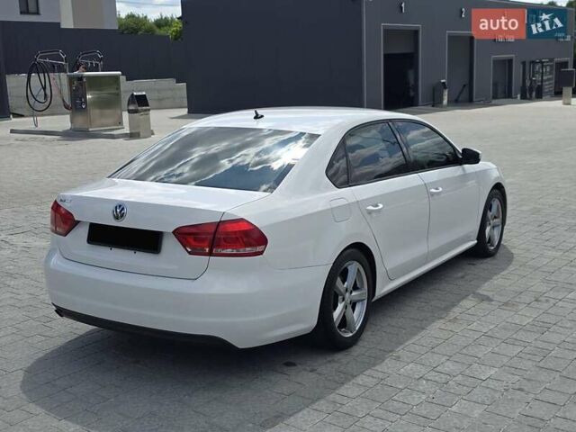 Белый Фольксваген Пассат, объемом двигателя 2.5 л и пробегом 155 тыс. км за 11500 $, фото 2 на Automoto.ua