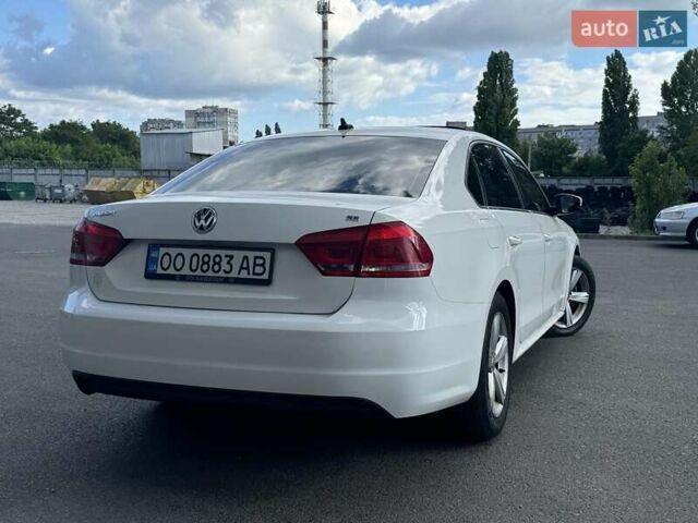 Белый Фольксваген Пассат, объемом двигателя 2.5 л и пробегом 270 тыс. км за 8799 $, фото 3 на Automoto.ua
