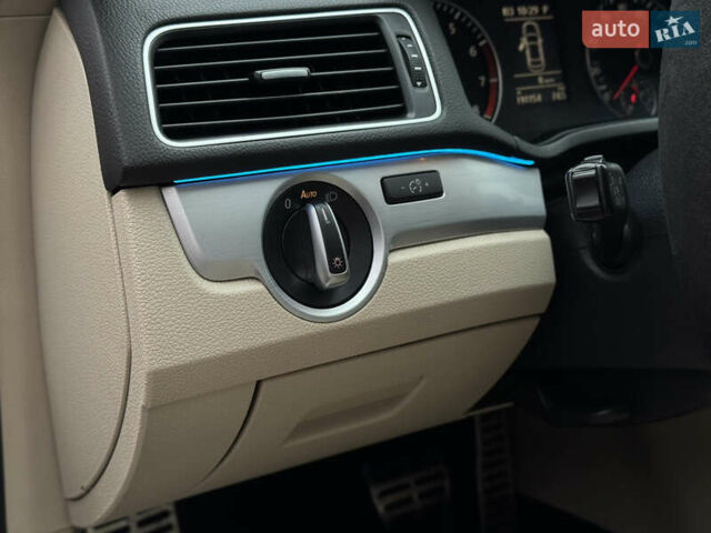 Белый Фольксваген Пассат, объемом двигателя 2.5 л и пробегом 188 тыс. км за 10590 $, фото 28 на Automoto.ua