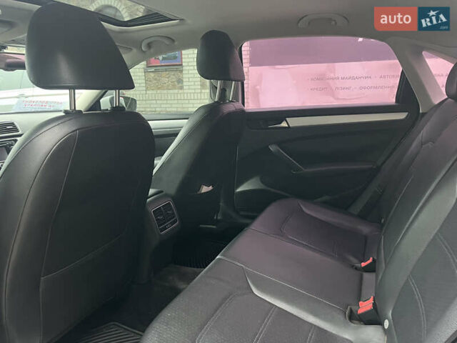 Белый Фольксваген Пассат, объемом двигателя 2.48 л и пробегом 213 тыс. км за 9400 $, фото 20 на Automoto.ua