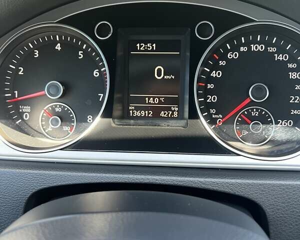 Белый Фольксваген Пассат, объемом двигателя 1.8 л и пробегом 137 тыс. км за 10000 $, фото 12 на Automoto.ua