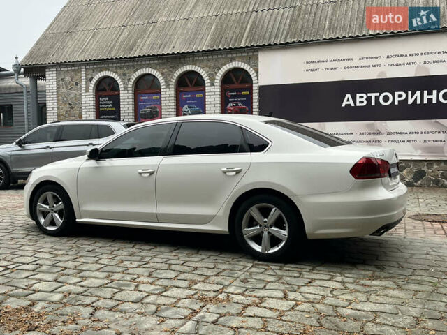 Белый Фольксваген Пассат, объемом двигателя 2.48 л и пробегом 213 тыс. км за 9400 $, фото 6 на Automoto.ua