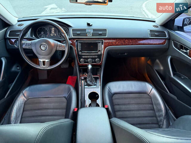 Белый Фольксваген Пассат, объемом двигателя 2 л и пробегом 154 тыс. км за 13200 $, фото 45 на Automoto.ua