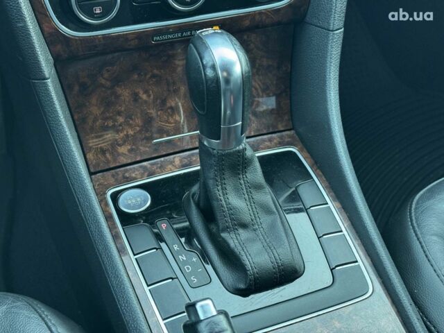 Белый Фольксваген Пассат, объемом двигателя 2 л и пробегом 222 тыс. км за 14190 $, фото 29 на Automoto.ua