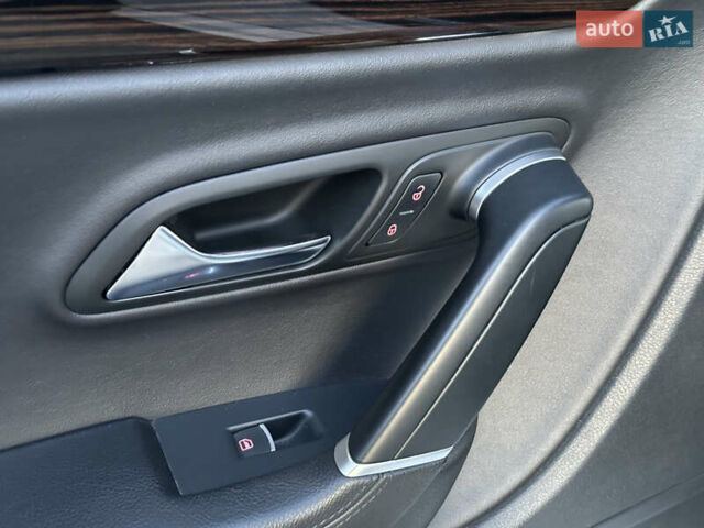 Фольксваген Пассат 2013 в Одессе на Automoto.ua Белый Фольксваген Пассат, объемом двигателя 1.98 л и пробегом 150 тыс. км за 12500 $, фото 30 на Automoto.ua