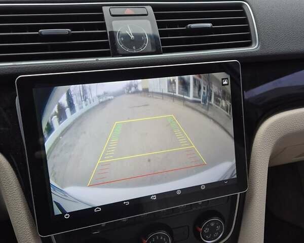 Белый Фольксваген Пассат, объемом двигателя 2.5 л и пробегом 250 тыс. км за 8000 $, фото 12 на Automoto.ua