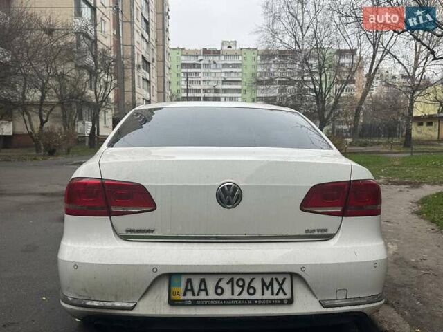 Білий Фольксваген Пассат, об'ємом двигуна 1.97 л та пробігом 186 тис. км за 12000 $, фото 4 на Automoto.ua