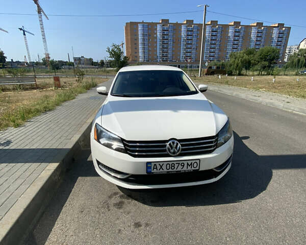 Білий Фольксваген Пассат, об'ємом двигуна 1.8 л та пробігом 160 тис. км за 11500 $, фото 10 на Automoto.ua