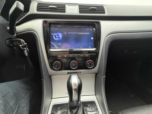 Белый Фольксваген Пассат, объемом двигателя 2.5 л и пробегом 250 тыс. км за 9000 $, фото 21 на Automoto.ua