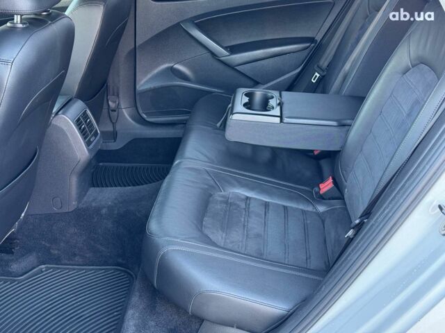 Белый Фольксваген Пассат, объемом двигателя 2 л и пробегом 222 тыс. км за 14190 $, фото 16 на Automoto.ua