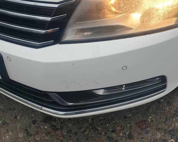 Белый Фольксваген Пассат, объемом двигателя 1.8 л и пробегом 160 тыс. км за 10700 $, фото 7 на Automoto.ua