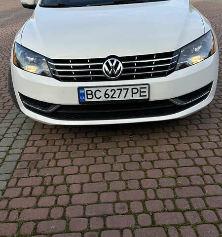 Білий Фольксваген Пассат, об'ємом двигуна 1.8 л та пробігом 153 тис. км за 10000 $, фото 1 на Automoto.ua