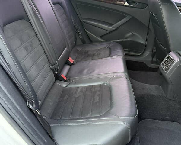 Белый Фольксваген Пассат, объемом двигателя 2 л и пробегом 118 тыс. км за 13200 $, фото 36 на Automoto.ua