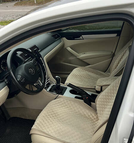 Белый Фольксваген Пассат, объемом двигателя 2.48 л и пробегом 260 тыс. км за 9500 $, фото 2 на Automoto.ua