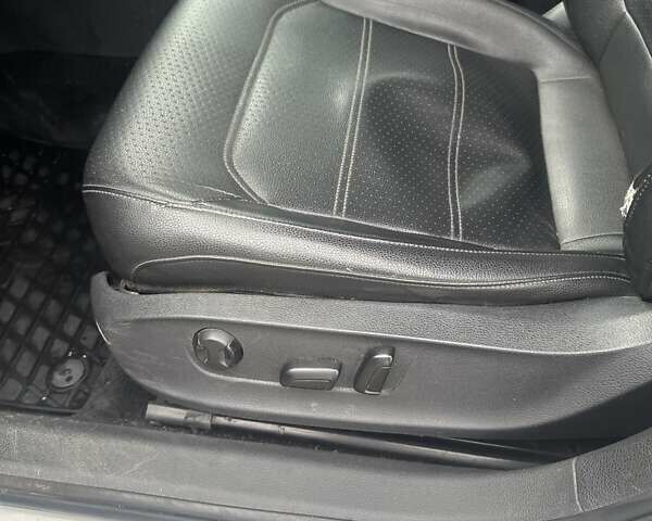 Белый Фольксваген Пассат, объемом двигателя 1.97 л и пробегом 280 тыс. км за 11000 $, фото 11 на Automoto.ua