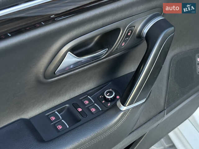 Фольксваген Пассат 2013 в Одессе на Automoto.ua Белый Фольксваген Пассат, объемом двигателя 1.98 л и пробегом 150 тыс. км за 12500 $, фото 42 на Automoto.ua