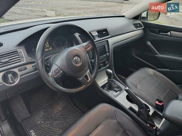 Фольксваген Пассат 2013 в Каменское - Днепродзержинск на Automoto.ua Белый Фольксваген Пассат, объемом двигателя 1.8 л и пробегом 206 тыс. км за 10299 $, фото 5 на Automoto.ua