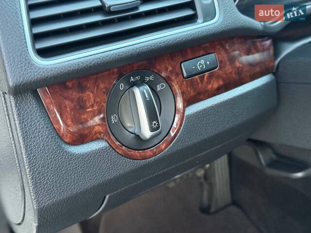 Белый Фольксваген Пассат, объемом двигателя 2 л и пробегом 154 тыс. км за 13200 $, фото 37 на Automoto.ua