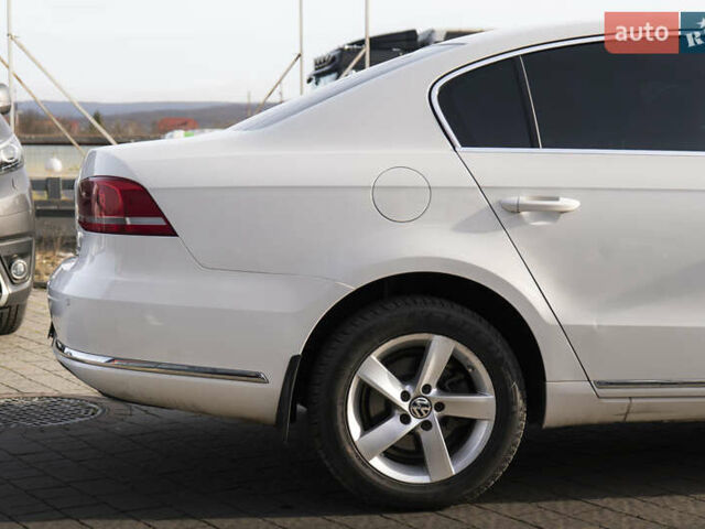 Белый Фольксваген Пассат, объемом двигателя 2 л и пробегом 367 тыс. км за 11300 $, фото 10 на Automoto.ua